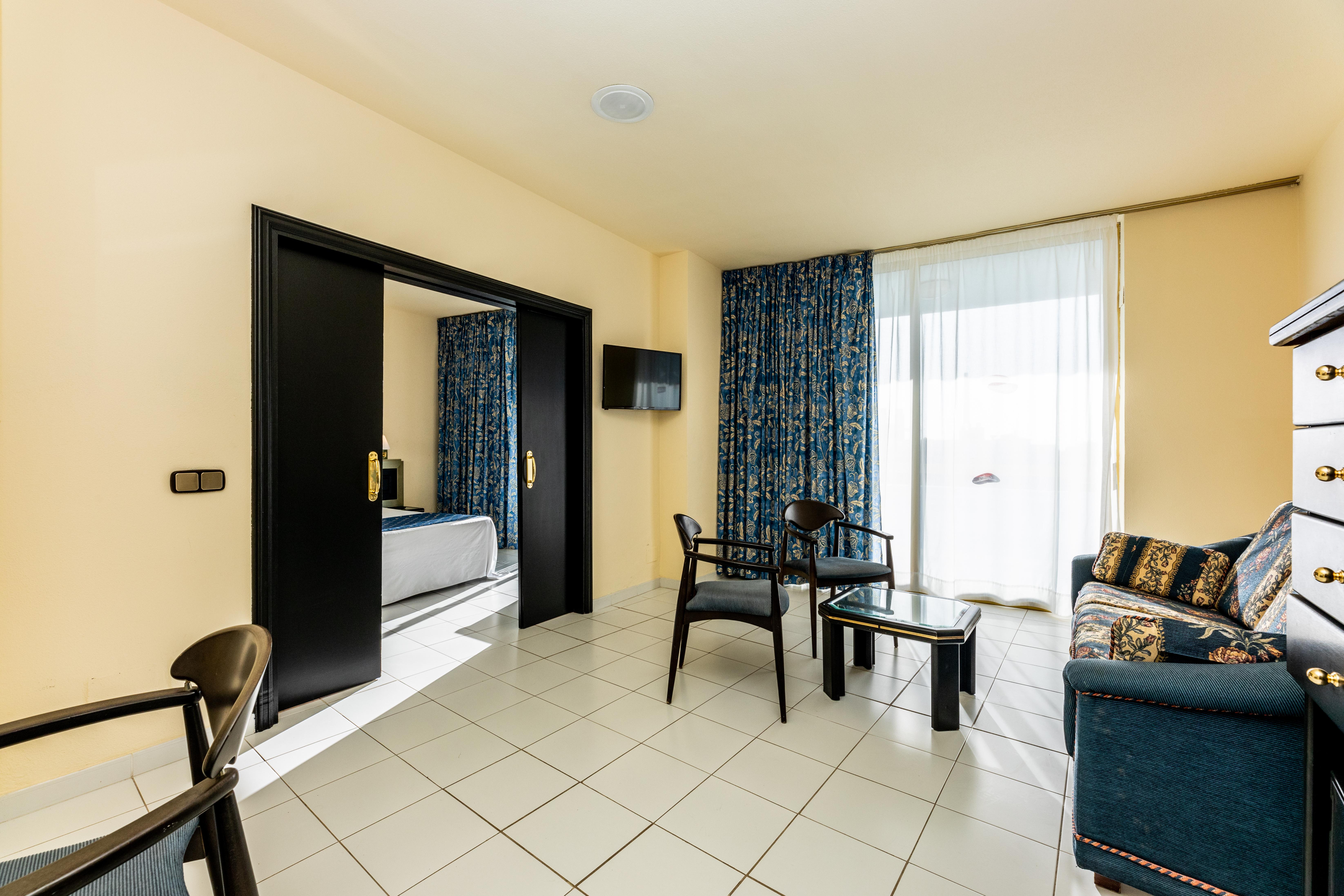 Mediterranean Palace Playa de las Americas  Exterior foto Suite