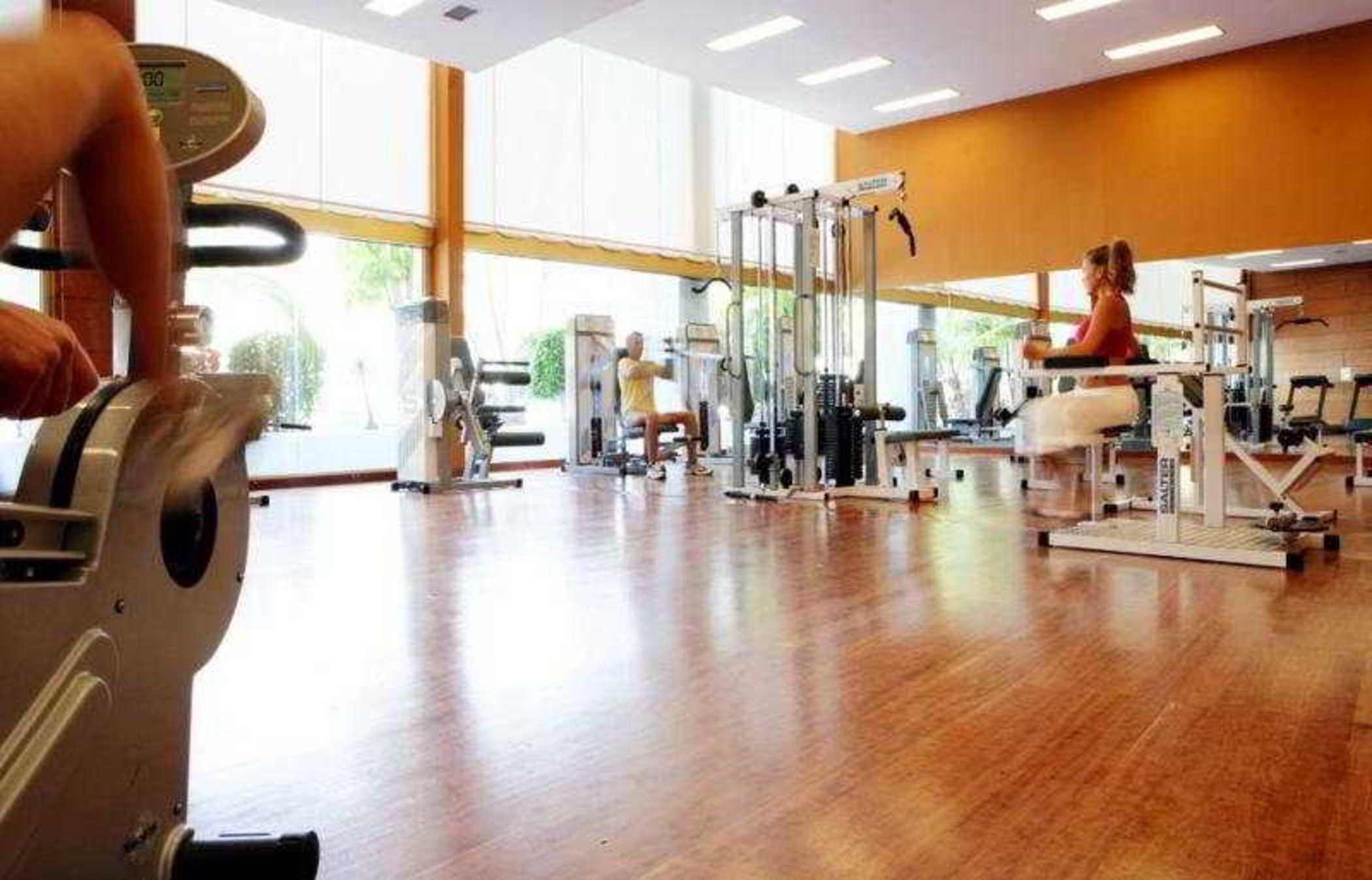 Mediterranean Palace Playa de las Americas  Exterior foto The gym at the hotel