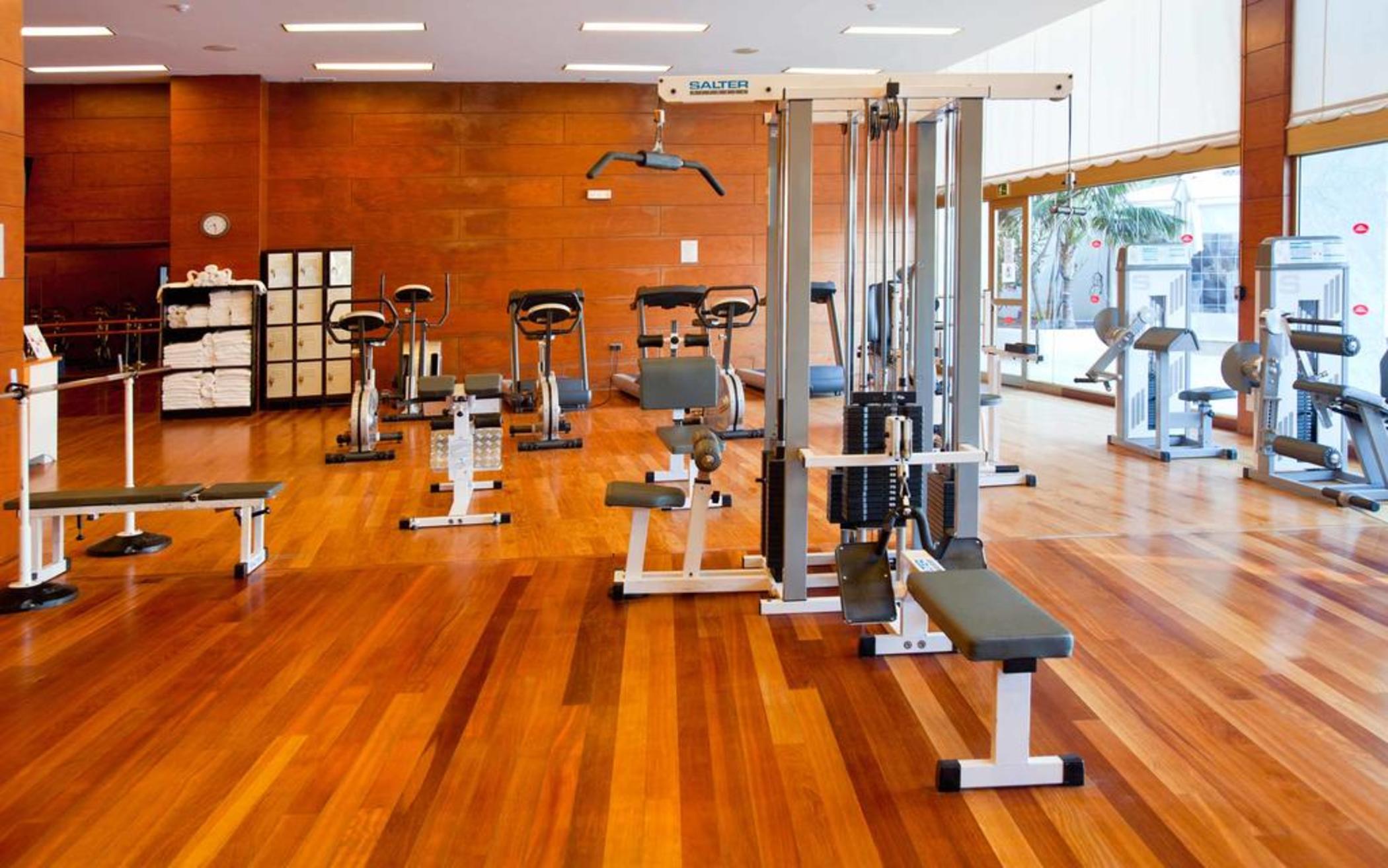 Mediterranean Palace Playa de las Americas  Exterior foto A gym