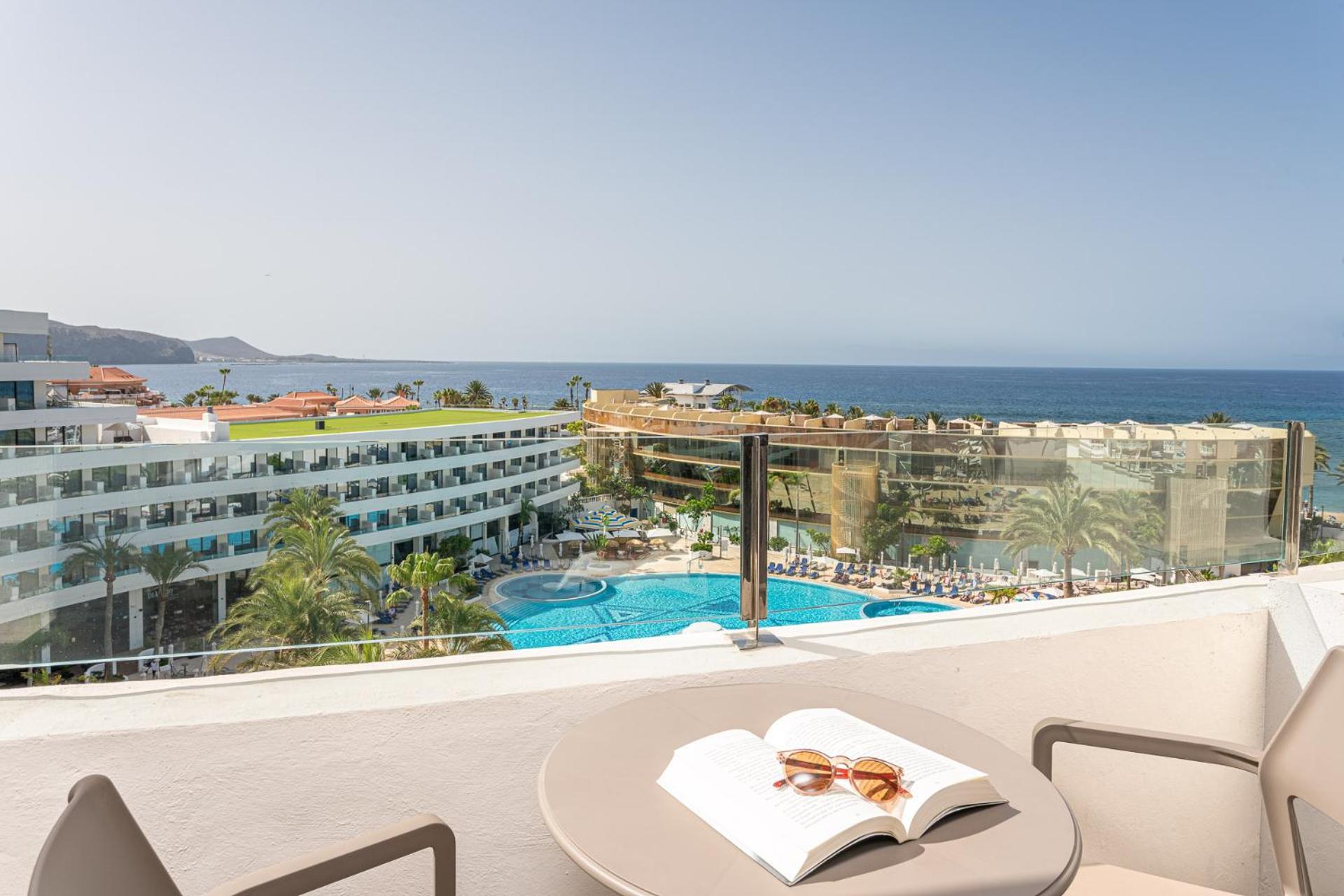 Mediterranean Palace Playa de las Americas  Exterior foto View from a balcony at the hotel